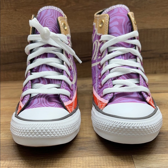 Converse Women's Purple and Red High-Tops - Picture 4 of 9